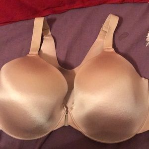 Vanishing back front closure